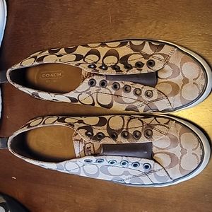 Womens size 9 coach slip on shoes brown and tan stretch band on top